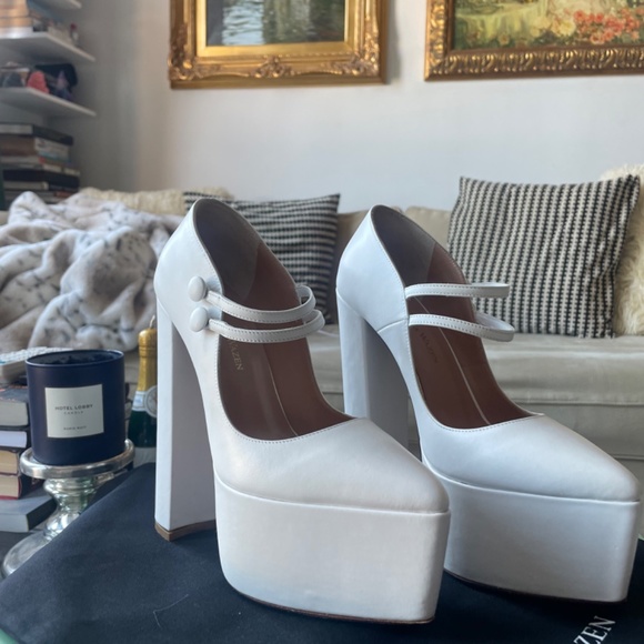 Andrea Wazen White Closed-Toe Platform Maryjane’s - Picture 2 of 9